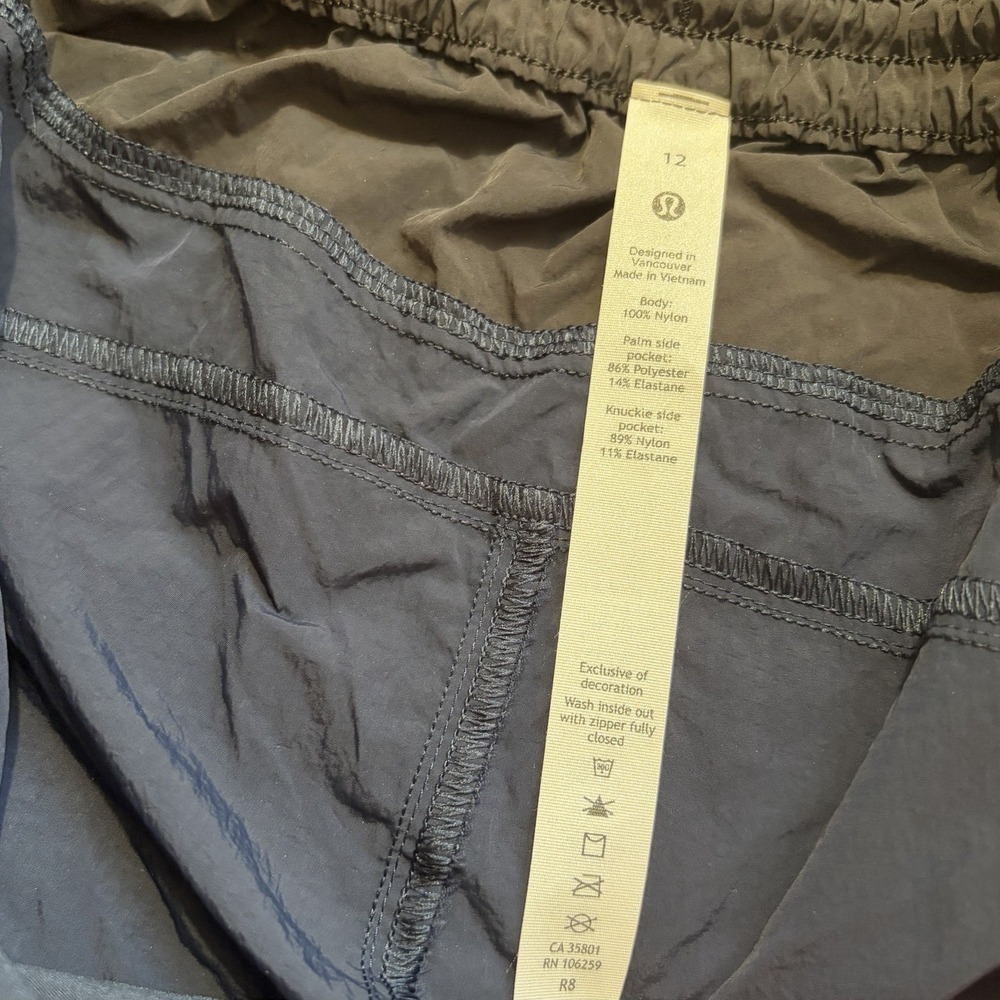 Lululemon Evergreen Track Pants Size 12 Black Navy LW5DNYS - Picture 5 of 12